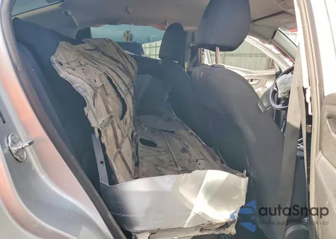 2019 Toyota Yaris L z USA, uszkodzony, nr VIN 3MYDLBYV5KY511847